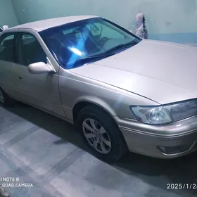 Toyota Camry 2000