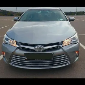 Toyota Camry 2016