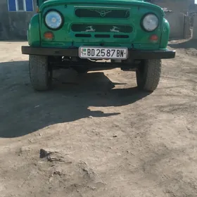 UAZ 469 1989