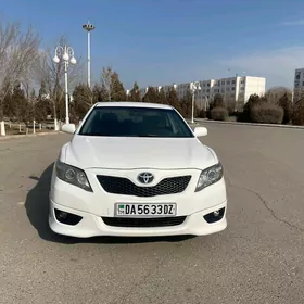 Toyota Camry 2010