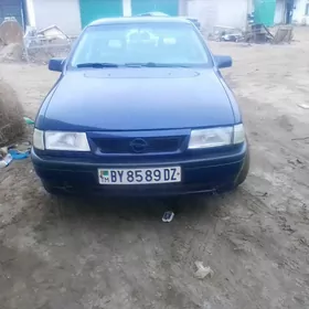 Opel Vectra 1992