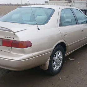 Toyota Camry 1997