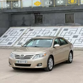 Toyota Camry 2010