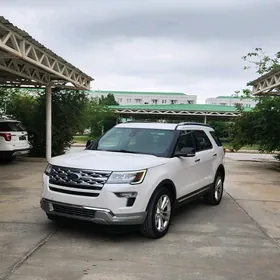 Ford Explorer 2018