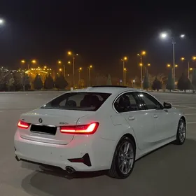 BMW 330 2019