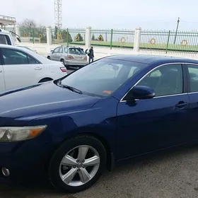 Toyota Camry 2010