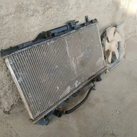 Radiator corolla carina