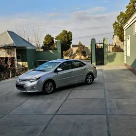 Toyota Corolla 2015