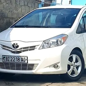 Toyota Yaris 2013