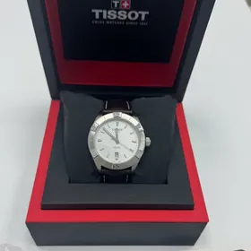 Tissot Sagat Часы