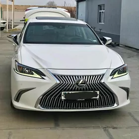 Lexus ES 350 2020