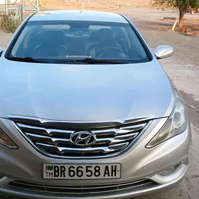 Hyundai Sonata 2011