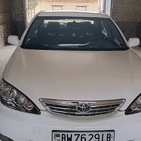 Toyota Camry 2004