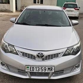 Toyota Camry 2013