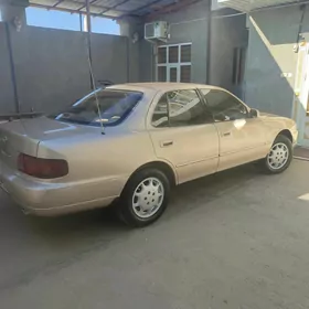 Toyota Camry 1994