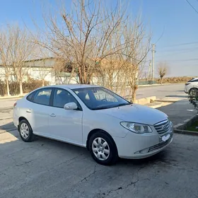 Hyundai Elantra 2010