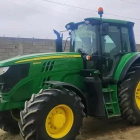 John Deere 2022