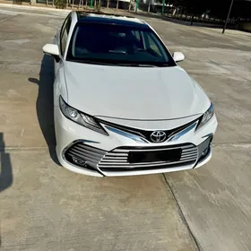 Toyota Camry 2022