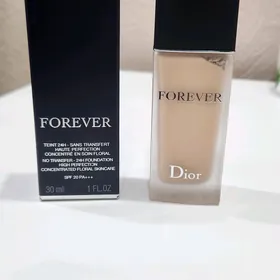 тональный крем от DIOR оригина