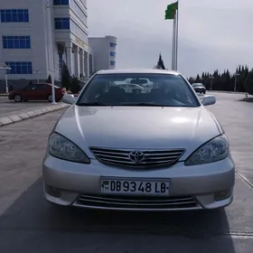 Toyota Camry 2004