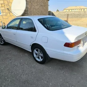 Toyota Camry 1999