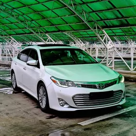 Toyota Avalon 2013