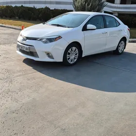 Toyota Corolla 2015