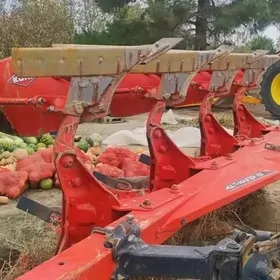 Plug John Deere
