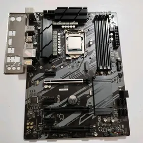 Gigabyte Z390UD + Intel CC150