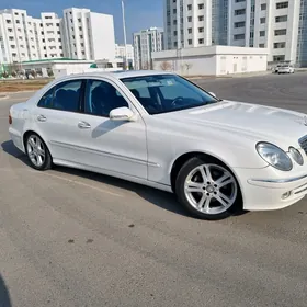 Mercedes-Benz E-Class 2003