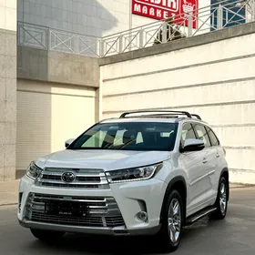 Toyota Highlander 2019