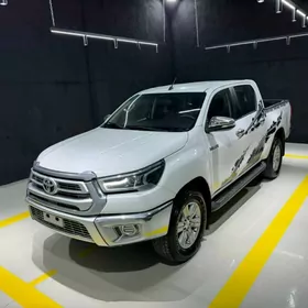 Toyota Hilux 2021