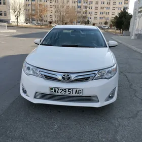 Toyota Camry 2012