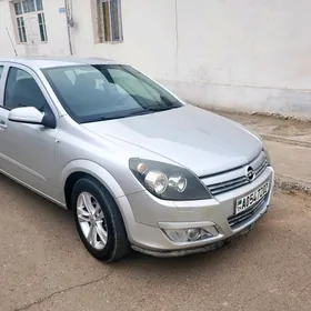 Opel Astra 2004