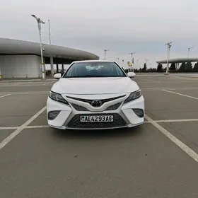 Toyota Camry 2020