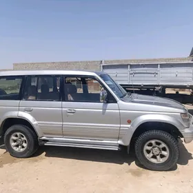 Mitsubishi Pajero 1994