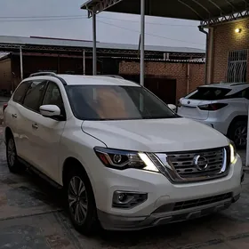 Nissan Pathfinder 2020