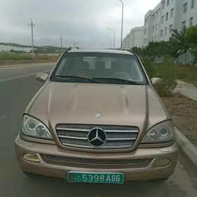 Mercedes-Benz ML350 2004