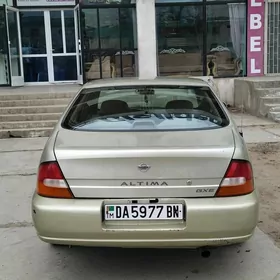 Nissan Altima 1998