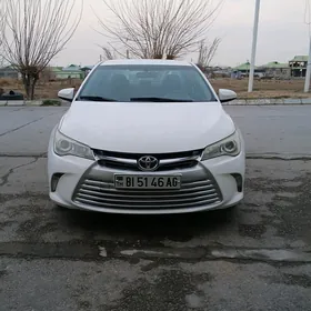 Toyota Camry 2016