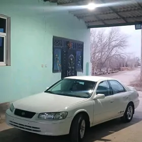 Toyota Camry 1999