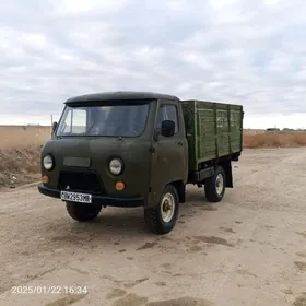 UAZ Profi 1983