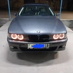 BMW E39 2001