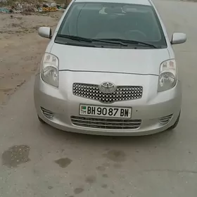 Toyota Yaris 2008