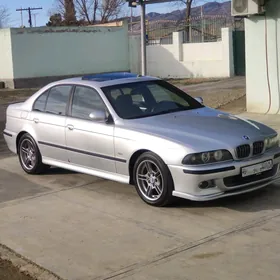 BMW E39 2003