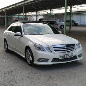 Mercedes-Benz E350 2011