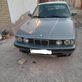 BMW 525 1990