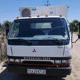 Mitsubishi Fuso 2003