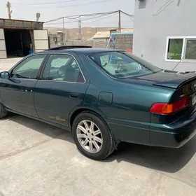 Toyota Camry 1999