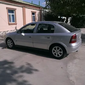 Opel Astra 2003